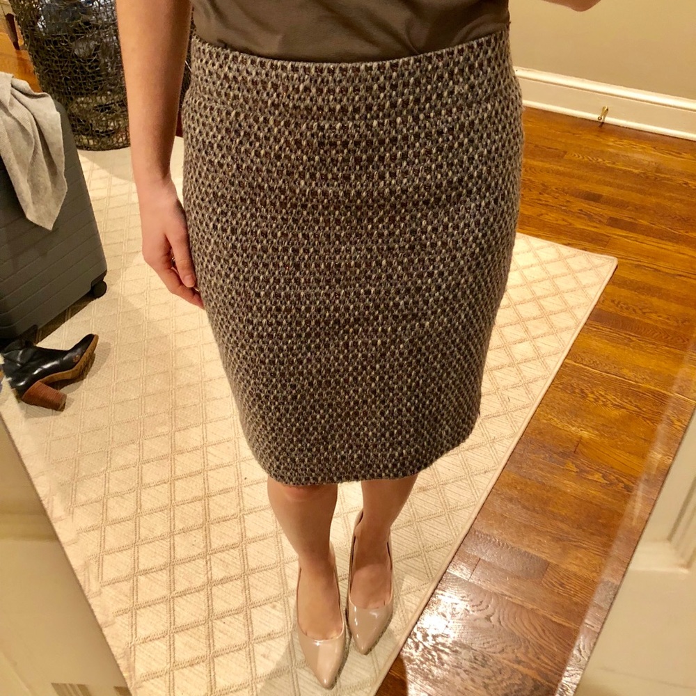 Stunning Fall pencil skirt - Jcrew - Size 2